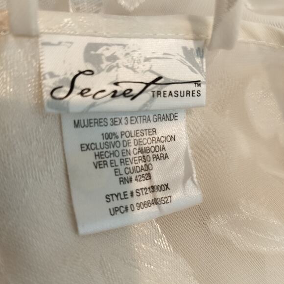 Secret Treasures White Floral Robe Sequin Pearls Embroidered - Picture 11 of 11